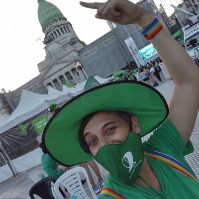 burbu82396744's profile picture. Feminista Comunista Pansexual antirracista abolicionista anticapitalista y laicista.
Especialista en ESI (JVG) y Esp.en Pedagogías de Género (UTN)