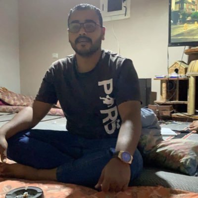 bj1fCTxylcmrIMB's profile picture. 