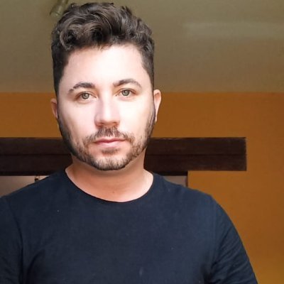 LourencoBH's profile picture. Mais vale uma cabeça pensante do que mil livros na estante.
🎭 Produtor e Gestor Cultural
⛳ Belo Horizonte | MG