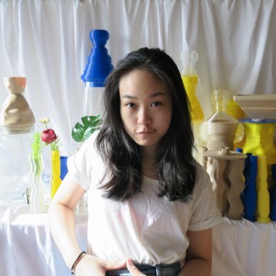 Just a weird person who cultivates Spirulina @spirulinasoc ⚗️🧪, experiments with food waste @regendistricts🍽🏙, and makes objects derived from PLA.