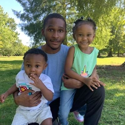 Financial Advisor 
Spiritual Being, Father, Gamer

YouTube: Freddie Foster III
Twitch: KingFreddie3