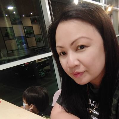 RossaElaine1's profile picture. Leo Girl