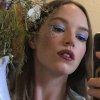 Daisy Moore (@daisychain17) 's Twitter Profile Photo