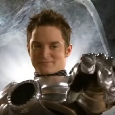 metricomen's profile picture. Cake.