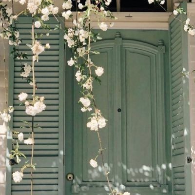 _iMoly7's profile picture. اصنع لنفسك مجدًا تفخر به غدًا