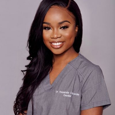 Dr Yewande Dental 🦷 Profile