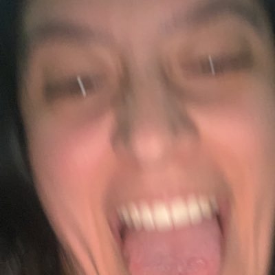 arrasoli_'s profile picture. | Sayk | She/Her |Designer and Videomaker. A mais expressiva dos que não sabem se expressar