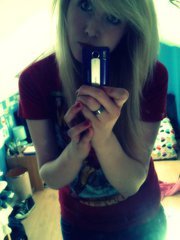 AoifePhillps's profile picture. Aoife , 15 . Living in Ireland . blaah.