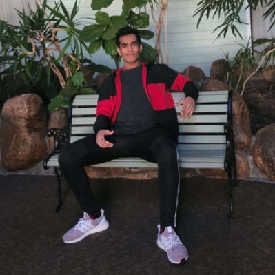 bhaskar7_M's profile picture. Engineering student….(might switch to comp sci)