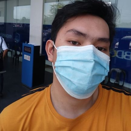 Bisexual_21_Vice Versa_Professional_6 Inches_DM me_Makati City