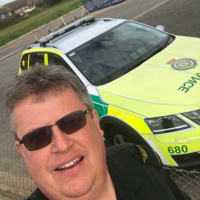 🚑 Enjoying life as a Paramedic working for EEAST. MStJ and SJA Volunteer, Married to my best friend (another Paramedic) Any views expressed are my own.