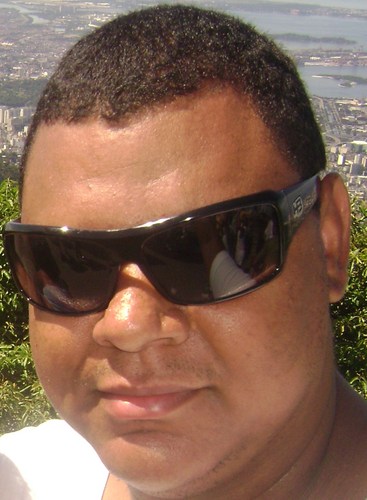 carlinhosmck's profile picture. Para conhecermos os amigos é necessário passar pelo sucesso e pela desgraça. No sucesso, verificamos a quantidade e, na desgraça, a qualidade.