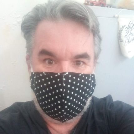 MarceloHG's profile picture. O cara, cristão, SPFC, rocker, marido, filho, pai, irmão, tio, primo, sobrinho, amigo, funcionário público e muito mais que não cabe em tão poucos caracteres...