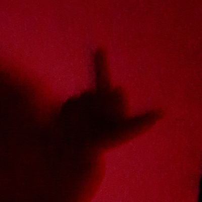 Kozumae1's profile picture. respectfully fuck off🥰