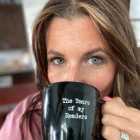 Sara B. Larson(@SaraBLarson) 's Twitter Profile Photo