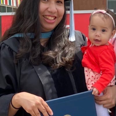 Mom of baby Paz 🕊 , hondureña 🇭🇳. EdD @ctrurbanedlead. Proud Principal of Schurz H.S. Go Bulldogs!