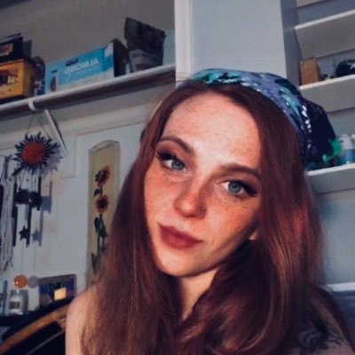 amberr_michele's profile picture. 