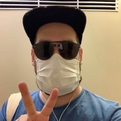 ricardocoli's profile picture. 