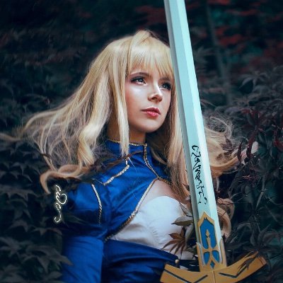 cosplayer ✨ serial shitposter ✨ actually just 7 crows in a trench coat ✨ Former Canuck in ATL 🍁 I like giant robots and girls with swords ⚔️🌸