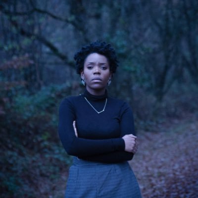 Journaliste présentatrice🗞, Assistante de tournage🎬, Perchwoman🎤👩🏽💻