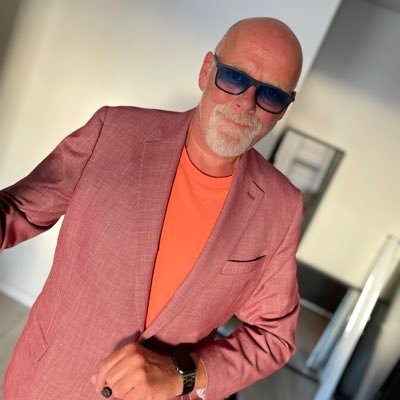Skilgetið afkvæmi feðraveldis í lífsins litfrófi gleði og sorgar…skoðanir í endurskoðun…allar vinsamlegar ábendingar vel þegnar…❤️🥰🌹🔆🌈
