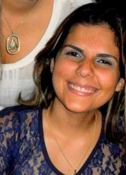 Graduanda em Serviço Social,vive do jeito que Deus proporciona.
http://t.co/VFSMczmH6j