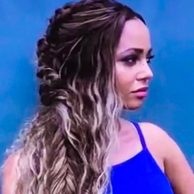 FAN ACCOUNT | @VanessaMorgan ✨