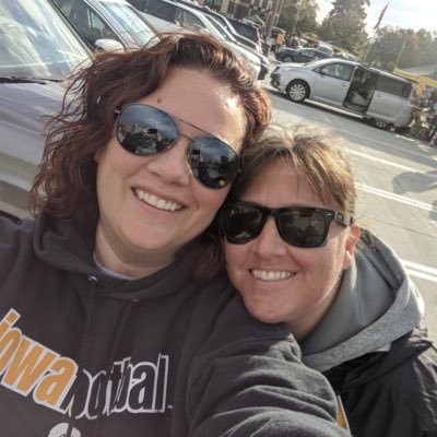 lisa_henze's profile picture. 