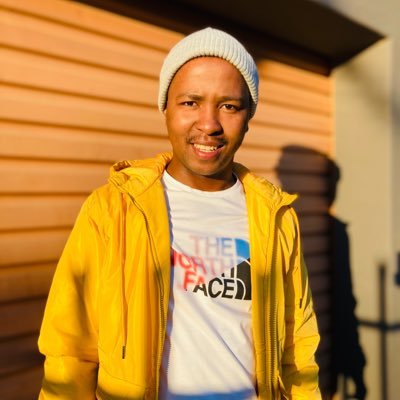 ThatSothoGuy//RealG//hustler//
#khosi4life✌️
#BotstownkotaKings