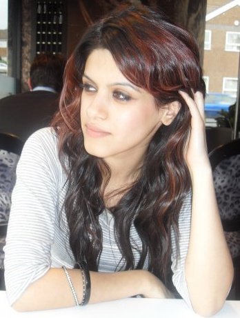 MonalSaboo14's profile picture. 