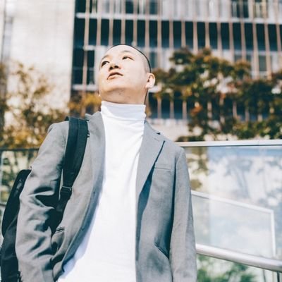 和歌山出身の富山県民/京都音楽Fesボロフェスタスタッフ/AIを駆使してマンガ・ゲーム・音楽制作/ポストは無益な日常の戯言・音楽・趣味のnote関連が大半、たまにAI関連や読書についてとか😆.Like⇒music,animal,book,art,ボドゲ,台湾,#コヤチャン,#OSP, #蟲神器 #ドグ生