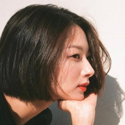 rikorisuuuu's profile picture. ブルベ夏/骨格ウェーブ/顔タイプフェミニン/上品な海外のブランド大好き👗👠💎👜かわいいもの素敵なものをひたすら呟き物欲を鎮めるアカウントです♥️