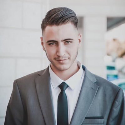 WazwazIzzat's profile picture. QOU 🎓 عارٌ عَلىَ جَبهَتي اِذَا انْحَنَت وانا مَن آمَنتُ بأنَّ الحيَاة وَقفة عِز.