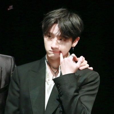 UTkmV1LYN6d7xAg's profile picture. 🐶チェゴ사랑해요(*´`)♡(はるかちゃん推し)
🐶チョアです❤️(新規です)
🐶ナムジャです！(K-POPアイドル大好き人間)
🐶K-POPアイドルになるのが夢です！(ガチ)


🐶DANCEとバイオハザードとバレーと歌と絵とコーヒーとチョコが生きがいっす！