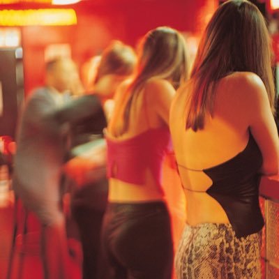 société de la prostitution  rien que des belle nanas contacter nous pour tout vos besoin sexuelle