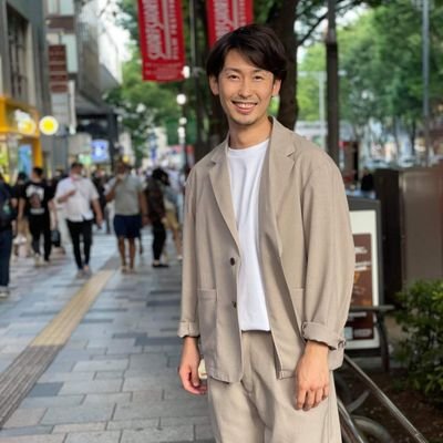 Felito LLC. CEO
最短3か月から「事業開発チーム」を提供します。
特に新規事業や商品開発、改革プロジェクトの「実務」に強み。
inquiry@felito.co
フレンチと将棋と投資が趣味。