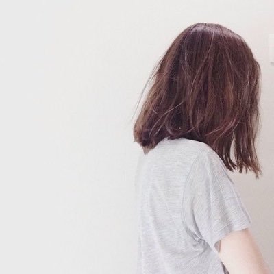 huowords's profile picture. The fire in my veins has settled, but my friends say that my cinders are enough. / @anxinyis's quotebot