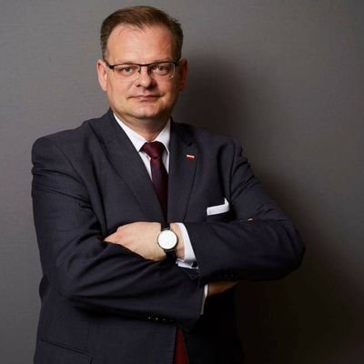 historyk, Szef Urzędu do Spraw Kombatantów i Osób Represjonowanych @Kombatanci do 20.02.2024
Tutaj opinie prywatne. 
PS. Za wszelkie wulgaryzmy - banuję!