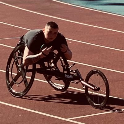 I'm a T54 wheelchair racer from port glasgow, I am also a S5 swimmer for the port Glasgow otters, focusing on the able in disabled ♿️