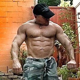 Fan of fun times. 58 year old hung muscle daddy top