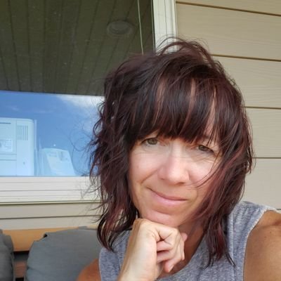 chedan20's profile picture. Elementary principal, wife, mom