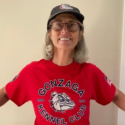 Family Medicine retired Program Director. @GonzagaU alum x2. Wife, mom, teacher, doctor, breastfeeding advocate, avid sports fan 🏀⚽️🏈⚾️🏒, #GoZags. She/her