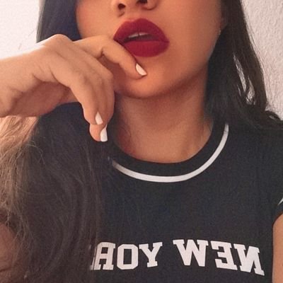 Vivir.... esa será la mejor aventura 💟 Mx 🇲🇽
Jarocha/Poblana 💁🏻‍♀️✨

 Si me sigues te sigo, si me dejas de seguir haré lo mismo 😎✌🏼