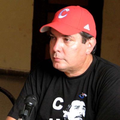 Escritor, maestro, periodista, jefe de redacción de Granma Internacional
Mi cuenta era @61Capote pero fue suspendida por defender a Cuba