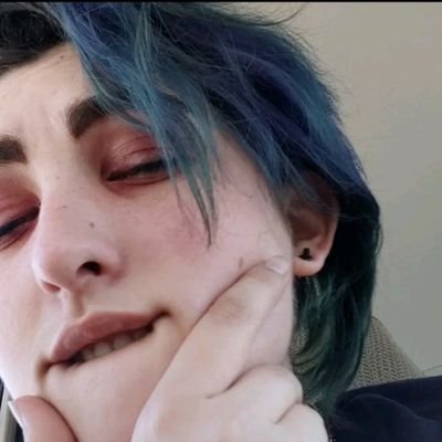 rei_heretic's profile picture. an I oop