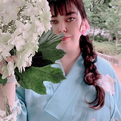 👘 licensed kimono teacher/stylist | 着付け師範 ✩ mixed Japanese American ✩ based in Kansai area, Japan ✩ 日本語 OK ✩ PROFESSIONAL INQUIRIES: mainichikimonos (at) gmail