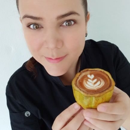 Barista and Chocolate Maker (Bean to bar)
Supporting the Artisans Communities Around the world 🍫☕👌🏻
Living in:
📍 Kuala Lumpur #Asia