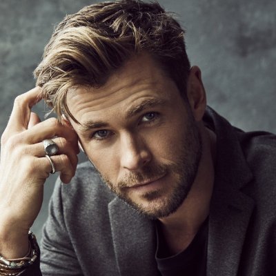 A fansite dedicated to @ChrisHemsworth! Follow for the latest updates and photos on Chris!