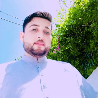مجھ کو شکوہ؟ وہ بھی تم سے؟ یہ میری اوقات نہیں
یونہی بھیگ گئی تھی پلکیں، سچ مچ کوئی بات نہیں