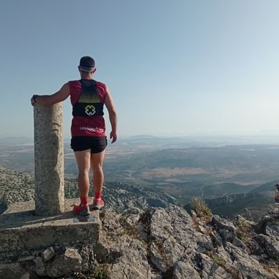 gomezmiccb's profile picture. Padre de Pepe y Abel, perdido en las montañas. 🐘🐢🐐🤘🏼💪🏼, disfrutando de mil senderos por explorar